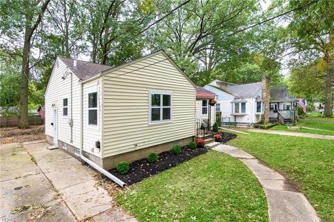 533 Cornell Ave, Elyria, OH 44035 photo 3