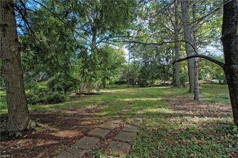 407 E 266th St, Euclid, OH 44132 photo 31
