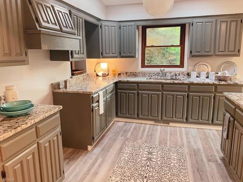 2215 Demington Ave NW, Canton, OH 44708 photo 17