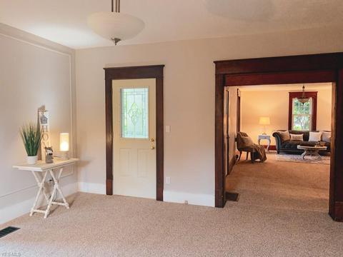 2215 Demington Ave NW, Canton, OH 44708 photo 6