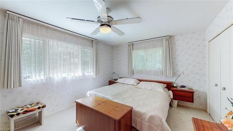 34520 Maple Dr, Solon, OH 44139 photo 14