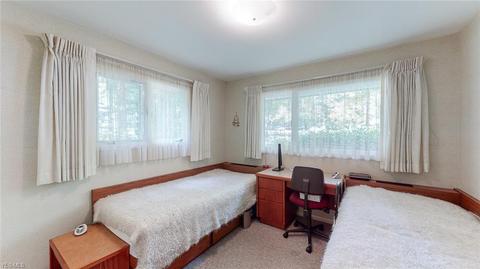 34520 Maple Dr, Solon, OH 44139 photo 17