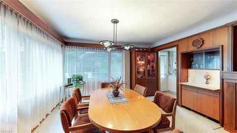 34520 Maple Dr, Solon, OH 44139 photo 6