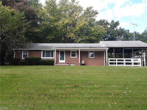 1655 Miles Ave NW, Canton, OH 44708 photo 1