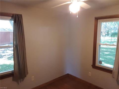 1655 Miles Ave NW, Canton, OH 44708 photo 17
