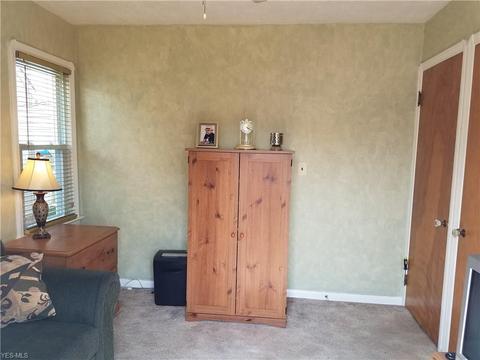 5411 Forest Ave, Parma, OH 44129 photo 11