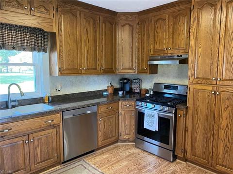 41811 Griswold Rd, Elyria, OH 44035 photo 9