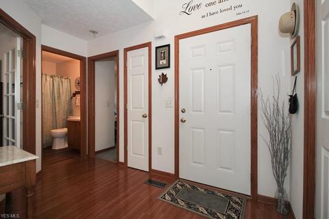 121 Gleneagle Dr, Elyria, OH 44035 photo 7