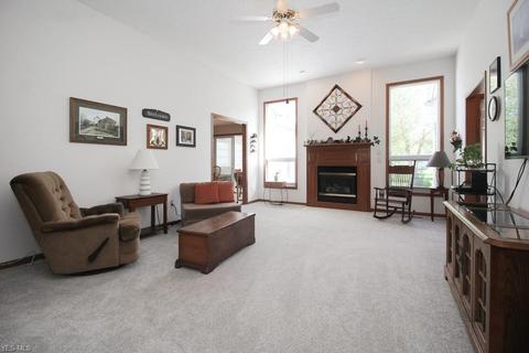 121 Gleneagle Dr, Elyria, OH 44035 photo 9