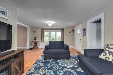 333 High St, Berea, OH 44017 photo 6