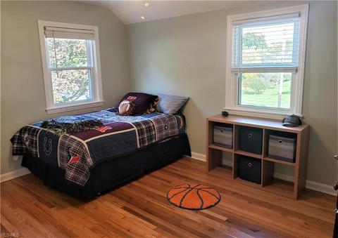 135 Maple Ave, Chardon, OH 44024 photo 31