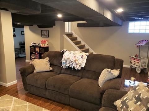 135 Maple Ave, Chardon, OH 44024 photo 32