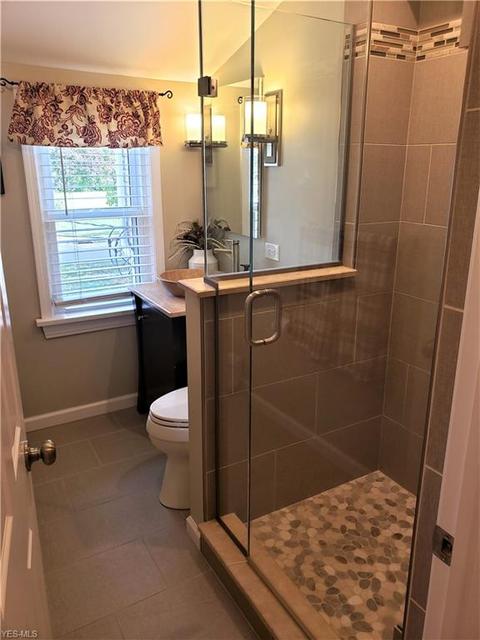 135 Maple Ave, Chardon, OH 44024 photo 23