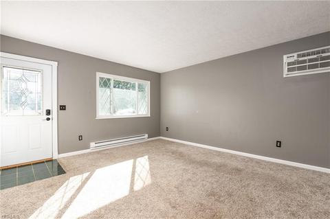 10252 Dewhurst Rd, Elyria, OH 44035 photo 4