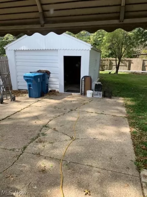 4084 Gregus Ave E, Lorain, OH 44055 photo 12