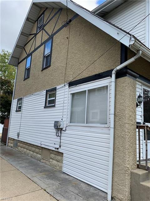 183 E Mapledale Ave, Akron, OH 44301 photo 2
