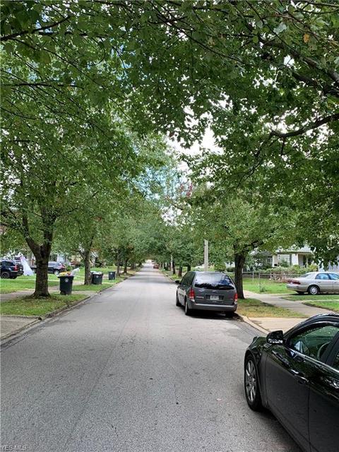 183 E Mapledale Ave, Akron, OH 44301 photo 7