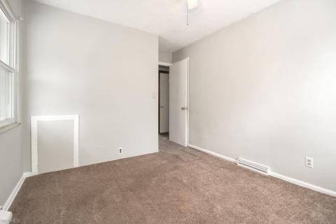 1634 Maple Dr, Lorain, OH 44052 photo 8