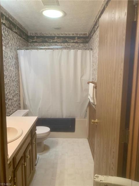 519 Hampton Dr, Elyria, OH 44035 photo 13