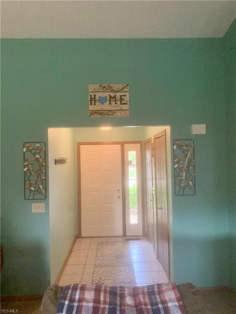 519 Hampton Dr, Elyria, OH 44035 photo 8