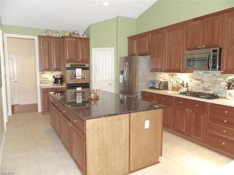 129 Brighton Dr, Aurora, OH 44202 photo 17