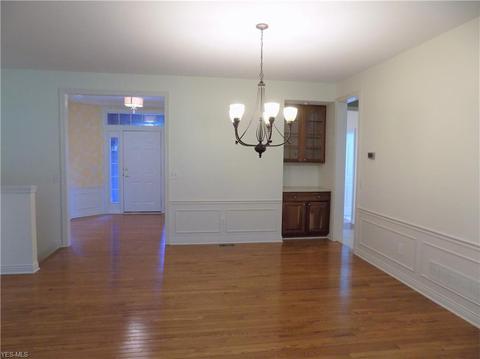 129 Brighton Dr, Aurora, OH 44202 photo 8