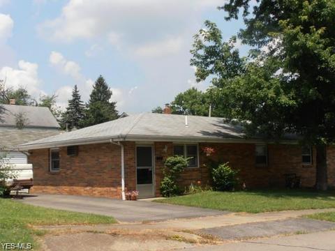 17-19 Euclid Ave, Struthers, OH 44471 photo 5