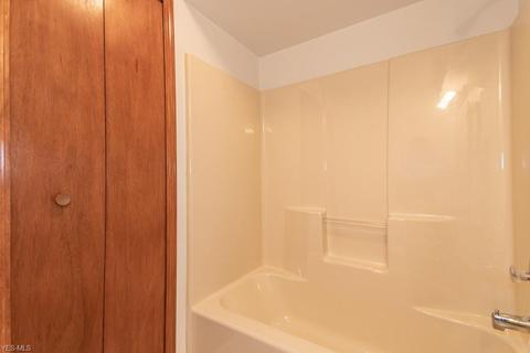 8469 Barbara Dr, Mentor, OH 44060 photo 27