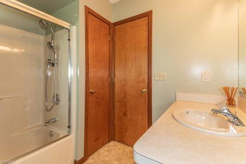 8469 Barbara Dr, Mentor, OH 44060 photo 24