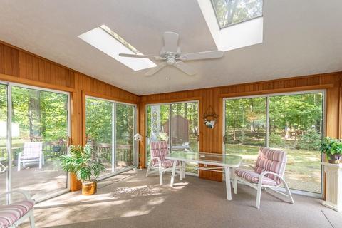 8469 Barbara Dr, Mentor, OH 44060 photo 6