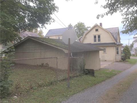 111 Prospect St, Dover, OH 44622 photo 5