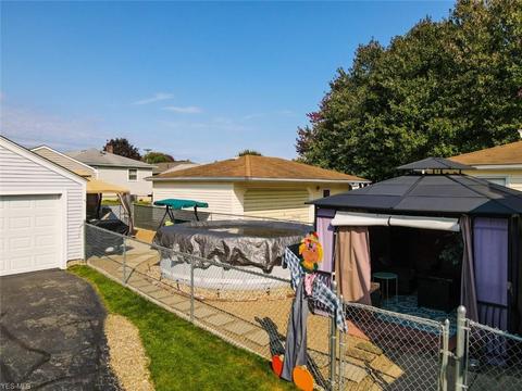 615 Sexton St, Struthers, OH 44471 photo 12
