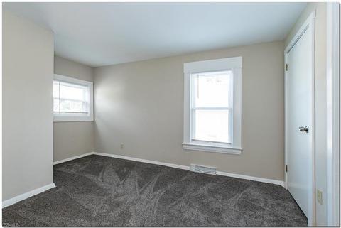 357 Berea St, Berea, OH 44017 photo 11