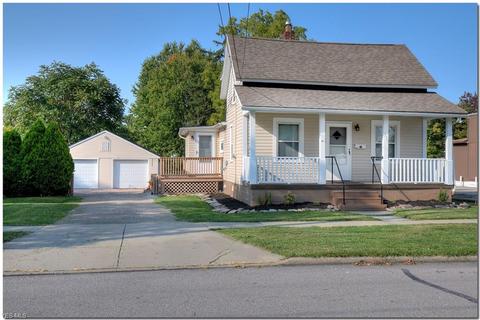 357 Berea St, Berea, OH 44017 photo 1