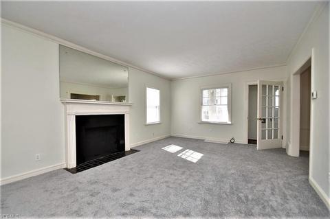 261 E 211th St, Euclid, OH 44123 photo 7