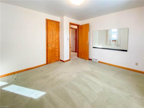 941 Garfield St, Struthers, OH 44471 photo 21