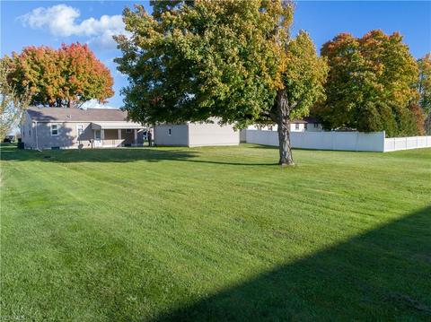 941 Garfield St, Struthers, OH 44471 photo 35