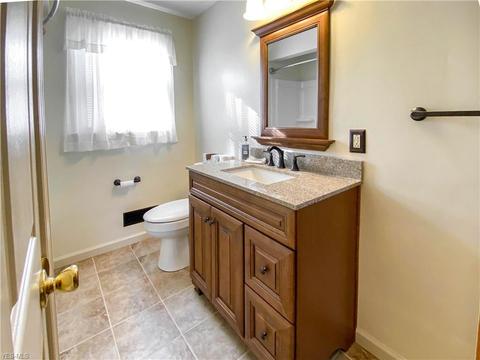 941 Garfield St, Struthers, OH 44471 photo 13