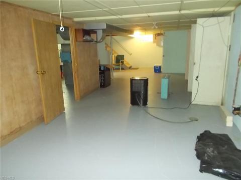 2224 W 10th St, Ashtabula, OH 44004 photo 17