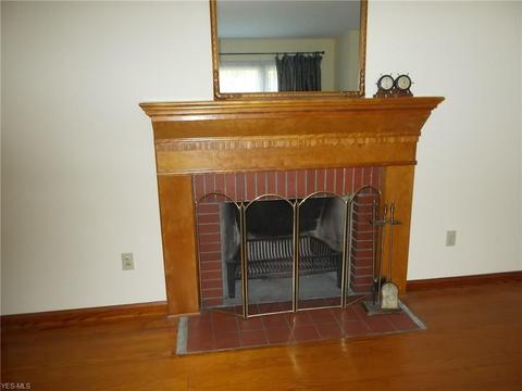 2224 W 10th St, Ashtabula, OH 44004 photo 3