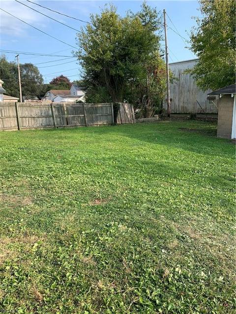 1325 E Main St, Coshocton, OH 43812 photo 7