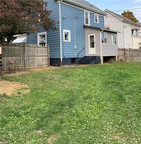 1325 E Main St, Coshocton, OH 43812 photo 4