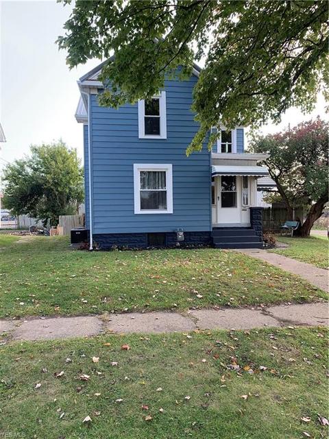 1325 E Main St, Coshocton, OH 43812 photo 2