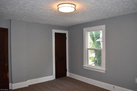 1844 Java Ave, Akron, OH 44305 photo 17