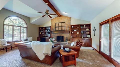 2038 E Highgate Ct, Hudson, OH 44236 photo 7