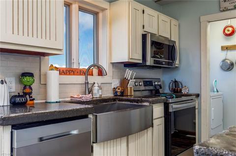 7617 Darrow Rd, Huron, OH 44839 photo 18