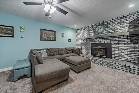 2450 Rockefeller Rd, Wickliffe, OH 44092 photo 13