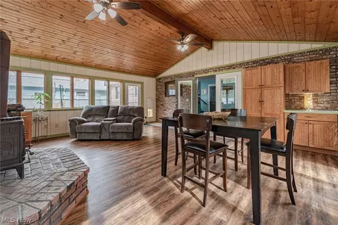 2450 Rockefeller Rd, Wickliffe, OH 44092 photo 16