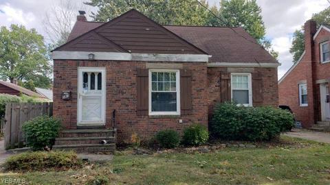 391 E 257th St, Euclid, OH 44132 photo 1