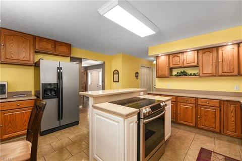 155 Pepperdine Dr, Elyria, OH 44035 photo 11